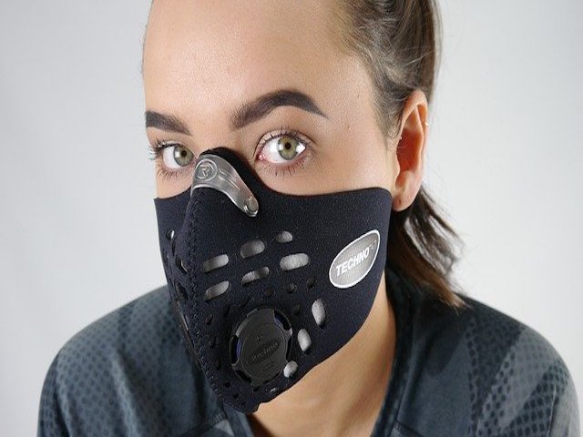 Elektrikli Antiviral Yüz Maskeleri