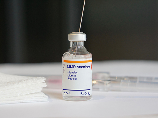 NHS MMR Aşısı için Kampanya Başlattı