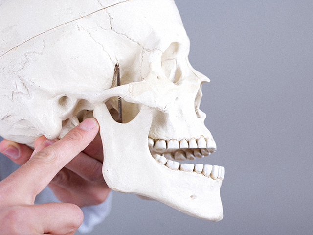 Gece Diş Gıcırdatmanın Temporomandibular Eklemlere Etkisi